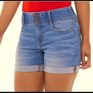 APT.9 Shorts - Mid Rise - Tummy Control